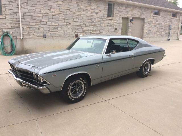 1969 Cortez Silver Chevrolet Chevelle