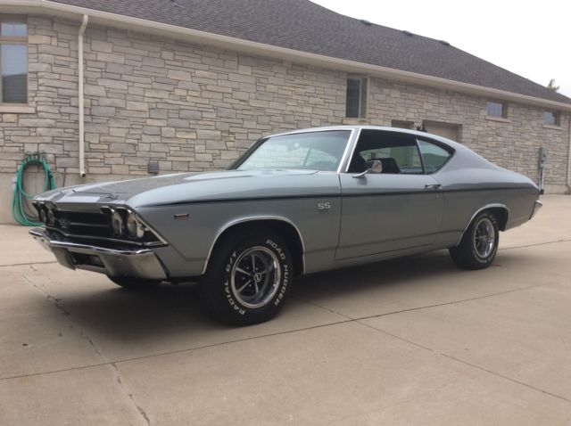 1969 Cortez Silver Chevrolet Chevelle