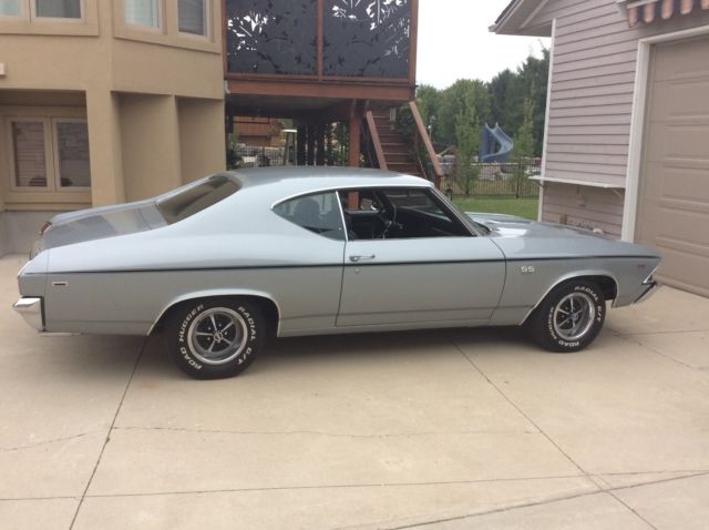 1969 Cortez Silver Chevrolet Chevelle