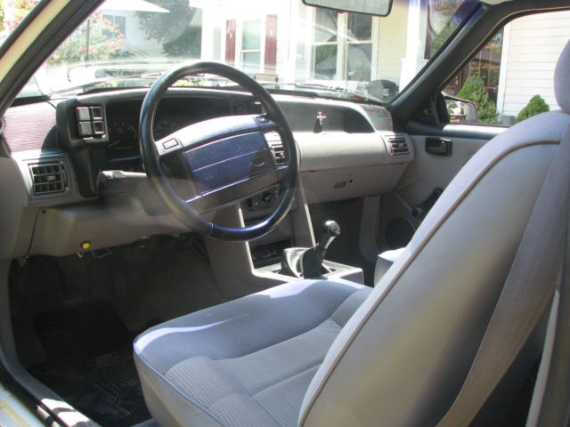 1993 White Ford Mustang Coupe