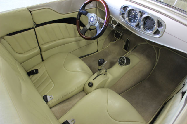 1932 Mercedes smoked silver Ford Other