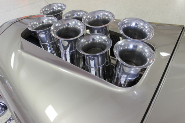 1932 Mercedes smoked silver Ford Other