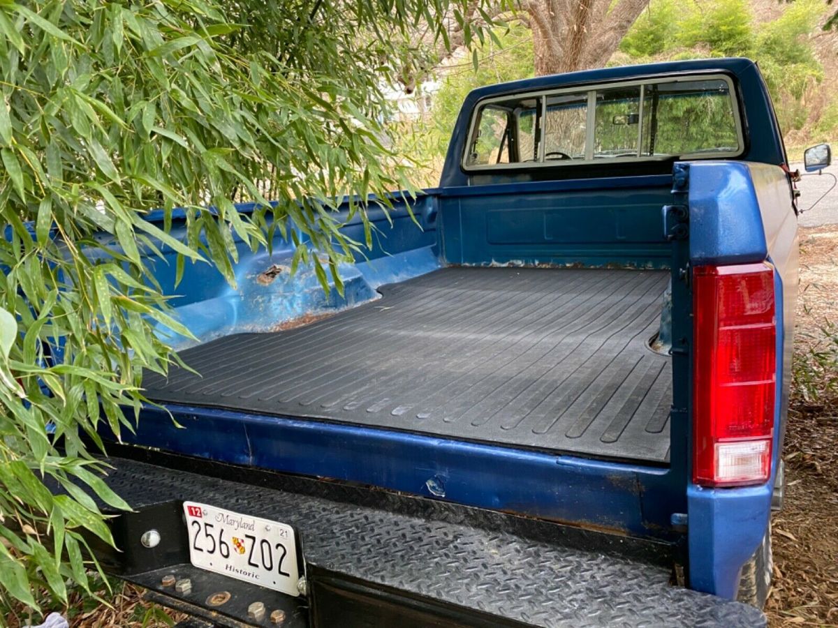 1984 Blue Ford F-250 Standard Cab Pickup