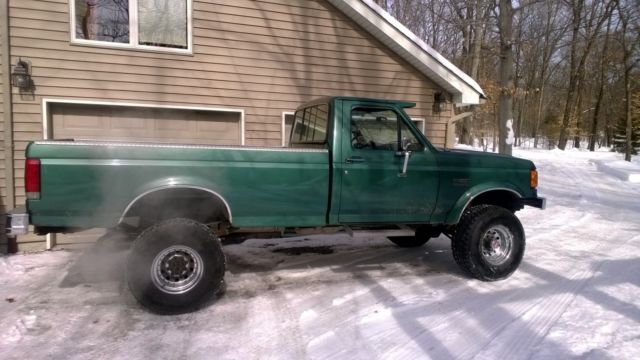 1989 Alpine Green Ford F-350 Regular cab- 8' body