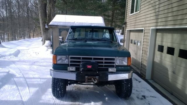 1989 Alpine Green Ford F-350 Regular cab- 8' body