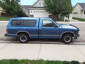 1992 Blue Chevrolet S-10 Pickup