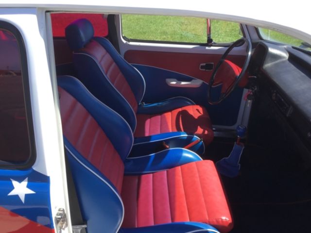 1973 White Volkswagen Beetle - Classic Coupe