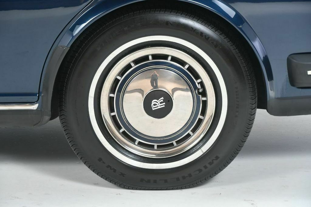 1993 Blue Rolls-Royce Silver Spirit/Spur/Dawn Sedan