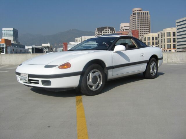 1992 White Dodge Stealth Coupe