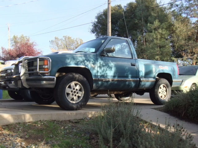 1991 Blue Chevrolet C/K Pickup 1500 Standard Cab Pickup