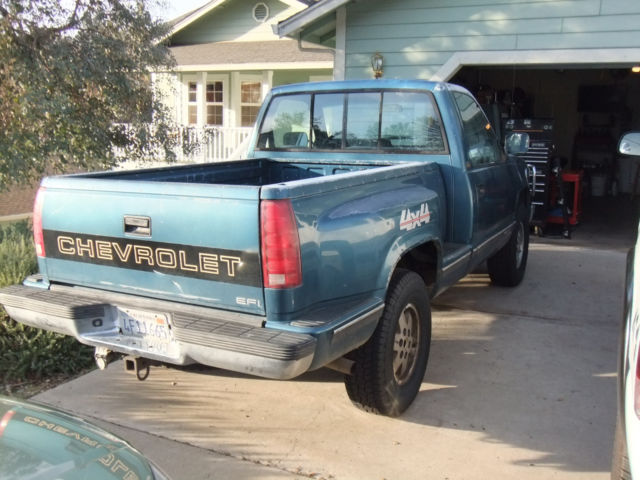 1991 Blue Chevrolet C/K Pickup 1500 Standard Cab Pickup