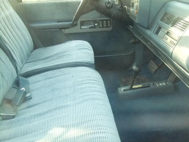 1991 Blue Chevrolet C/K Pickup 1500 Standard Cab Pickup