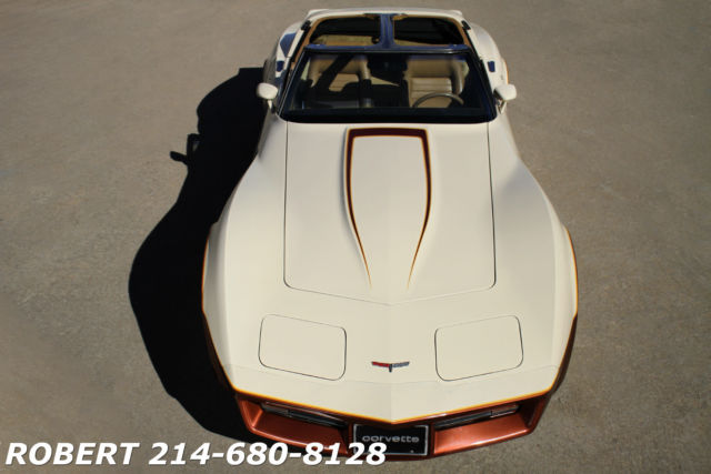 1981 2 TONE Chevrolet Corvette Coupe