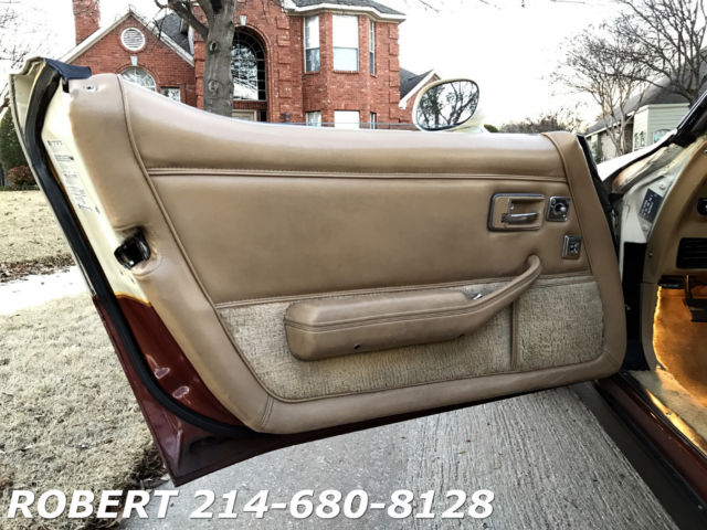 1981 2 TONE Chevrolet Corvette Coupe