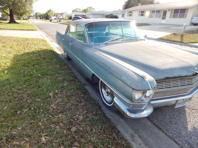 1964 Aquamarine Cadillac Series 62 / 6200 Sedan