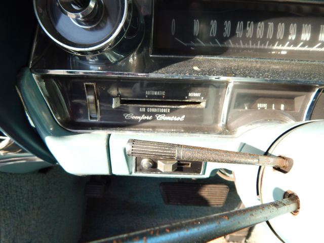 1964 Aquamarine Cadillac Series 62 / 6200 Sedan