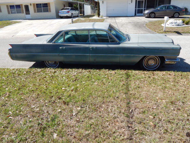 1964 Aquamarine Cadillac Series 62 / 6200 Sedan