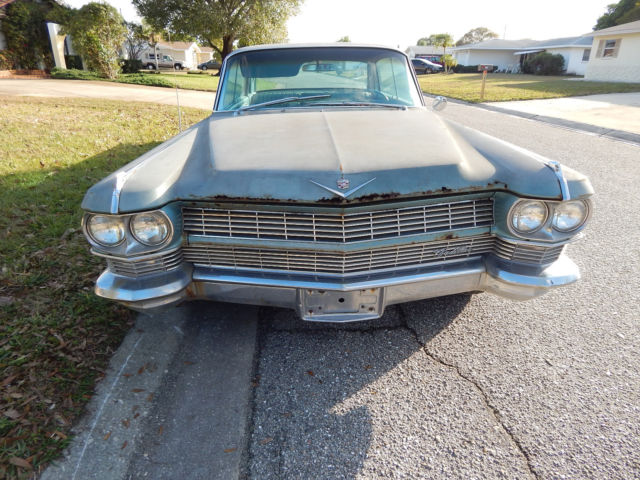 1964 Aquamarine Cadillac Series 62 / 6200 Sedan