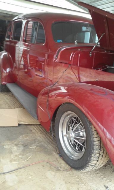 1937 Red Ford 37 pontiac Sedan