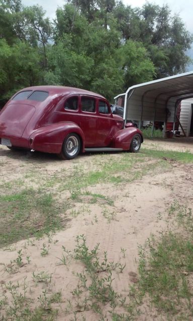 1937 Red Ford 37 pontiac Sedan