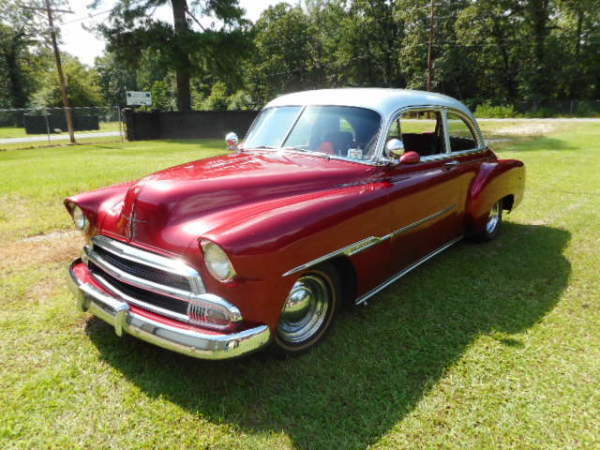 1951 Red/Silver Chevrolet Sedan DeLuxe Sedan