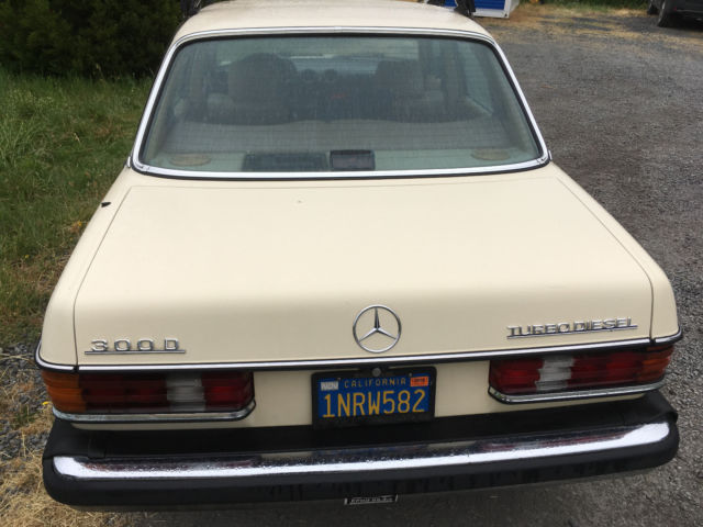 1985 Light Ivory Mercedes-Benz 300-Series Sedan