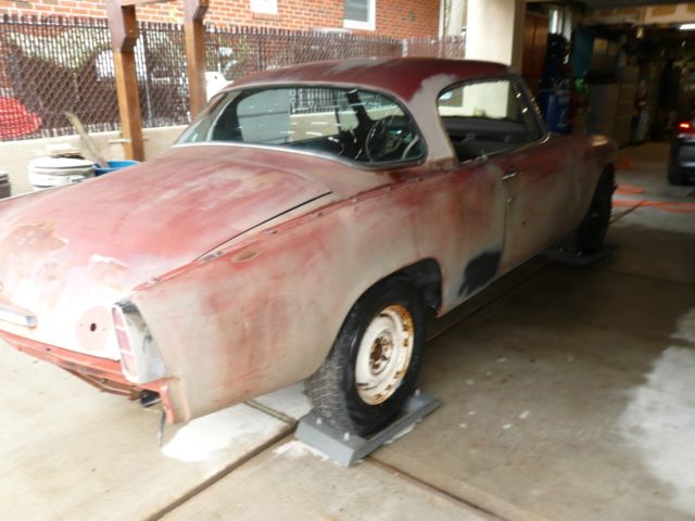 1953 red/baige Studebaker hardtop Coupe