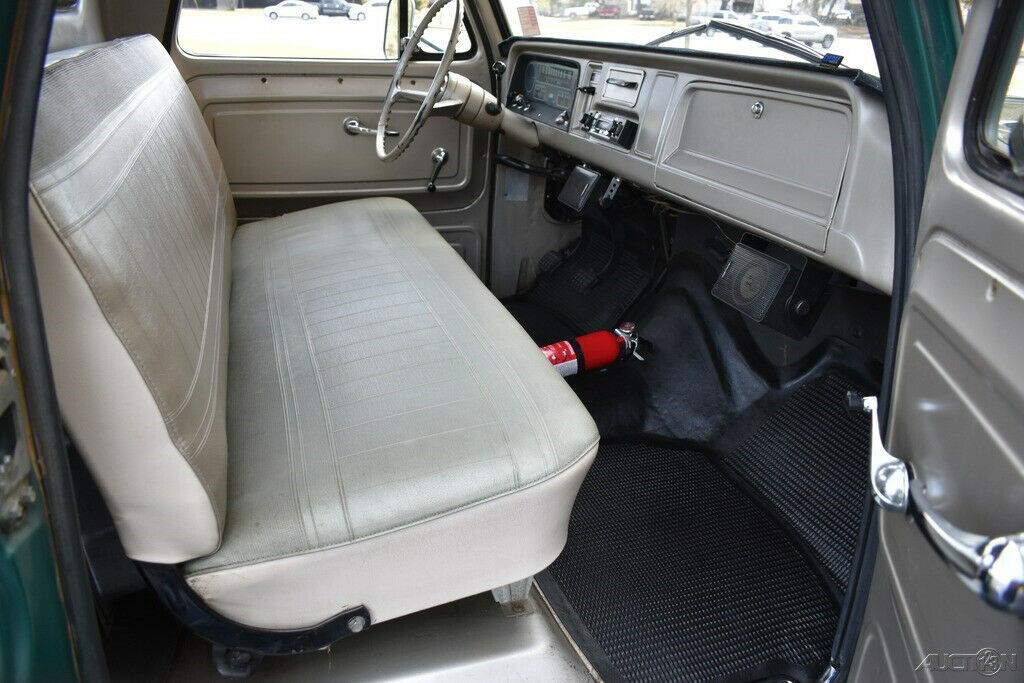 1965 Green Chevrolet C10 Pickup Truck