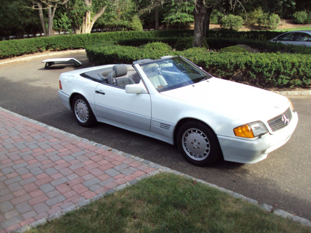 1992 White Mercedes-Benz SL-Class Convertible