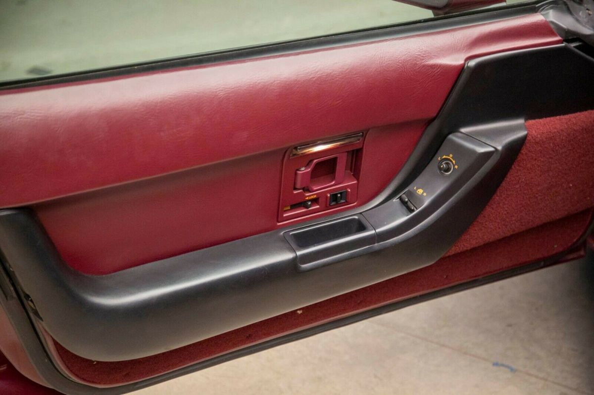 1993 Burgundy Chevrolet Corvette Coupe