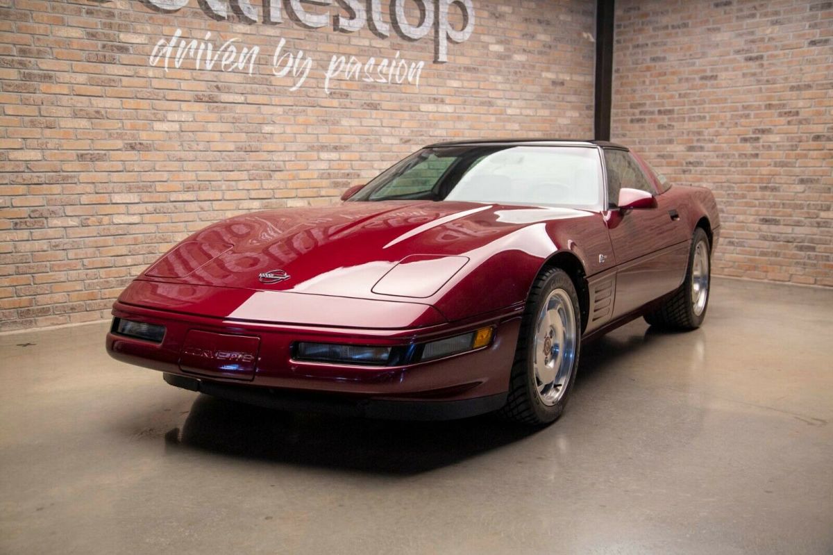 1993 Burgundy Chevrolet Corvette Coupe