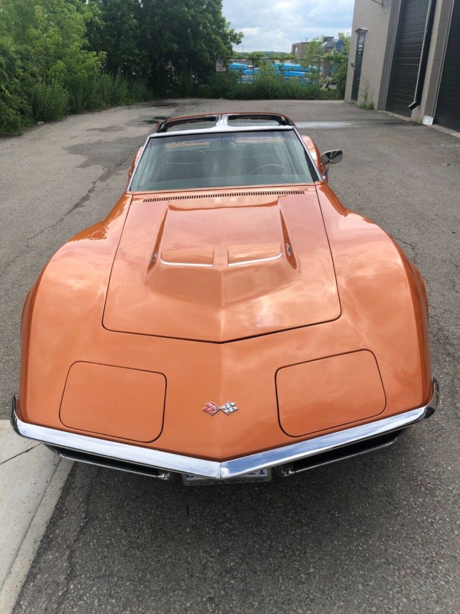 1971 Orange Chevrolet Corvette Coupe