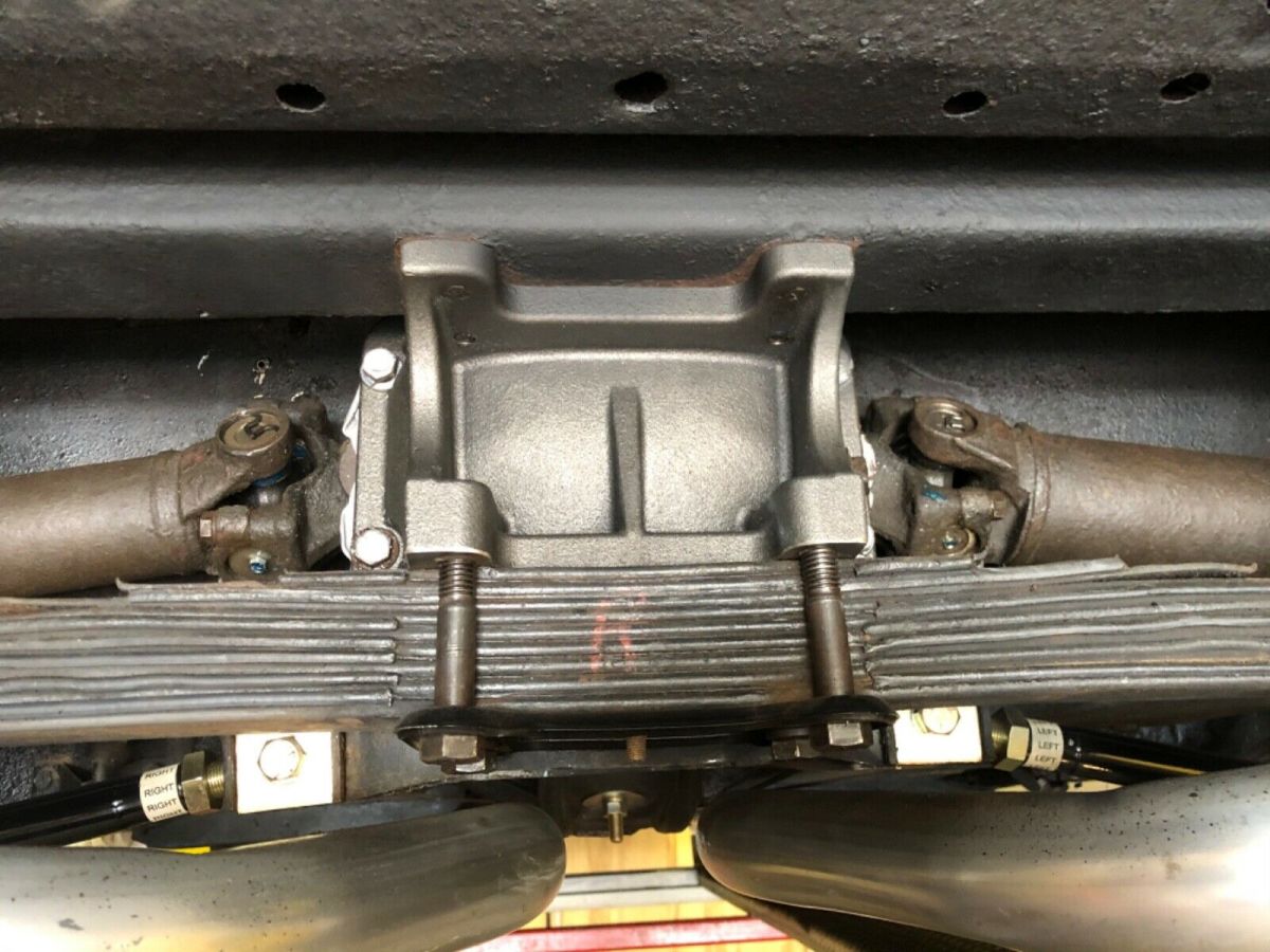 1971 Orange Chevrolet Corvette Coupe