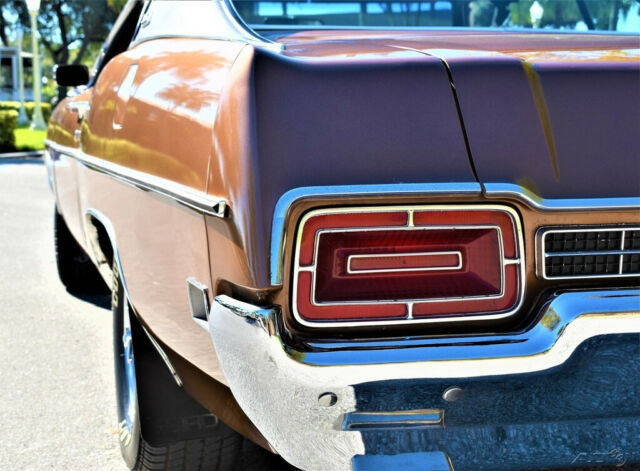 1970 Brown Ford Galaxy XL Coupe