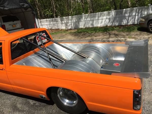 1983 Orange Chevrolet S-10
