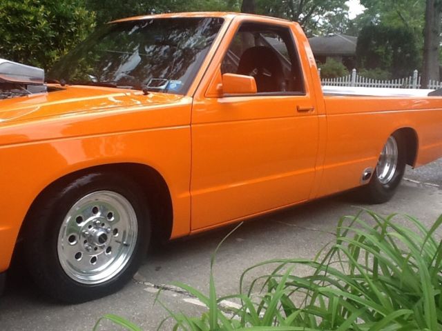 1983 Orange Chevrolet S-10