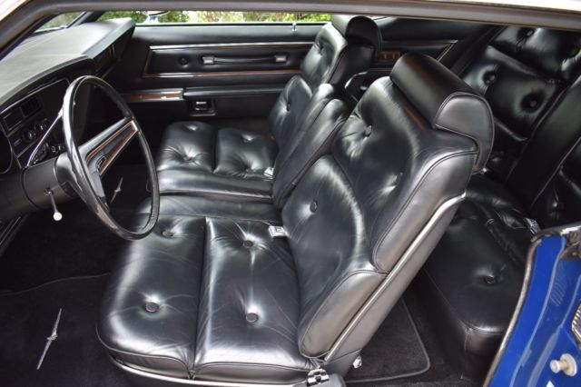 1973 Dark Blue Metallic Ford Thunderbird Coupe