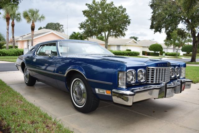 1973 Dark Blue Metallic Ford Thunderbird Coupe