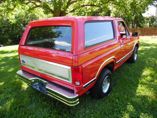 1984 Red Ford Bronco Removable Top
