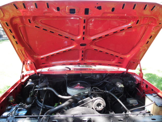 1984 Red Ford Bronco Removable Top