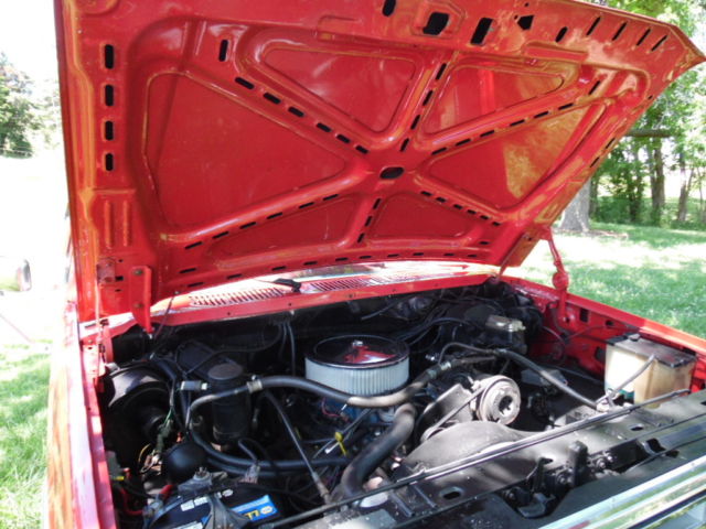 1984 Red Ford Bronco Removable Top