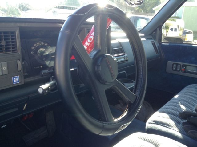 1990 Blue / silver two. Tone Chevrolet C/K Pickup 1500 Xtra cab short bed