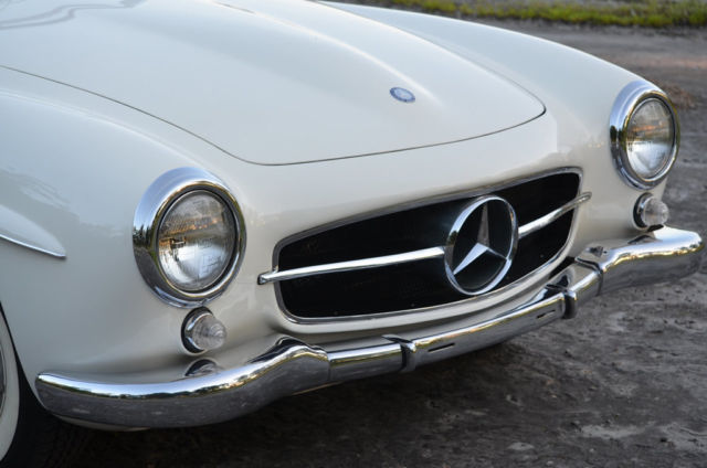 1960 White Mercedes-Benz SL-Class Convertible