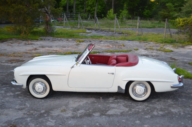 1960 White Mercedes-Benz SL-Class Convertible