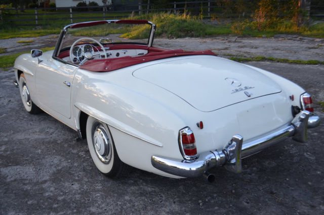 1960 White Mercedes-Benz SL-Class Convertible