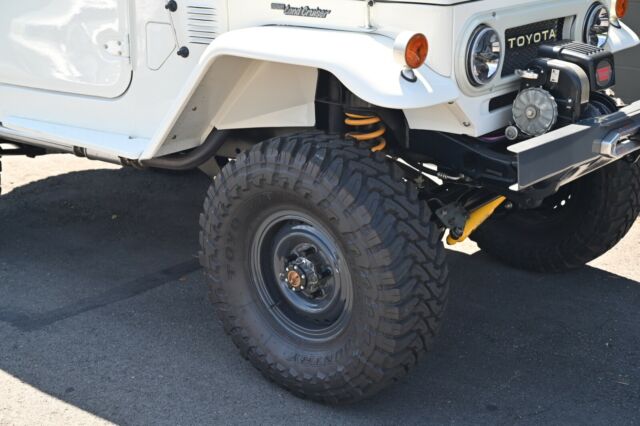 1977 Grey Toyota Land Cruiser SUV