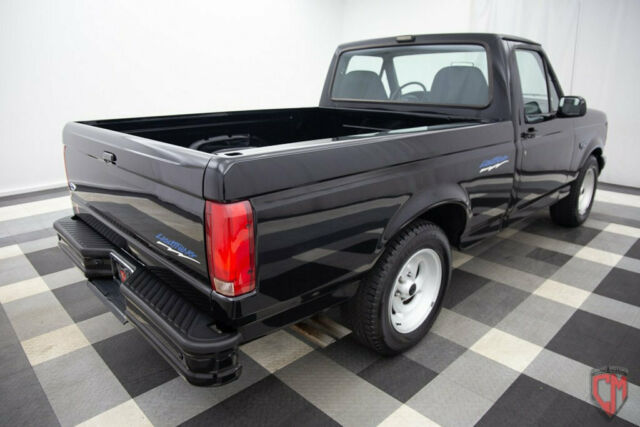 1993 Black Ford F-150
