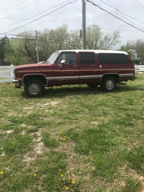 1990 Red/White Chevrolet Other Pickups SUV