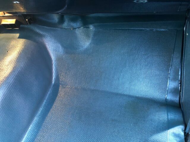 1990 Blue Chevrolet Suburban SUV