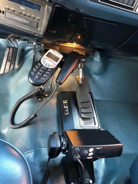 1990 Blue Chevrolet Suburban SUV